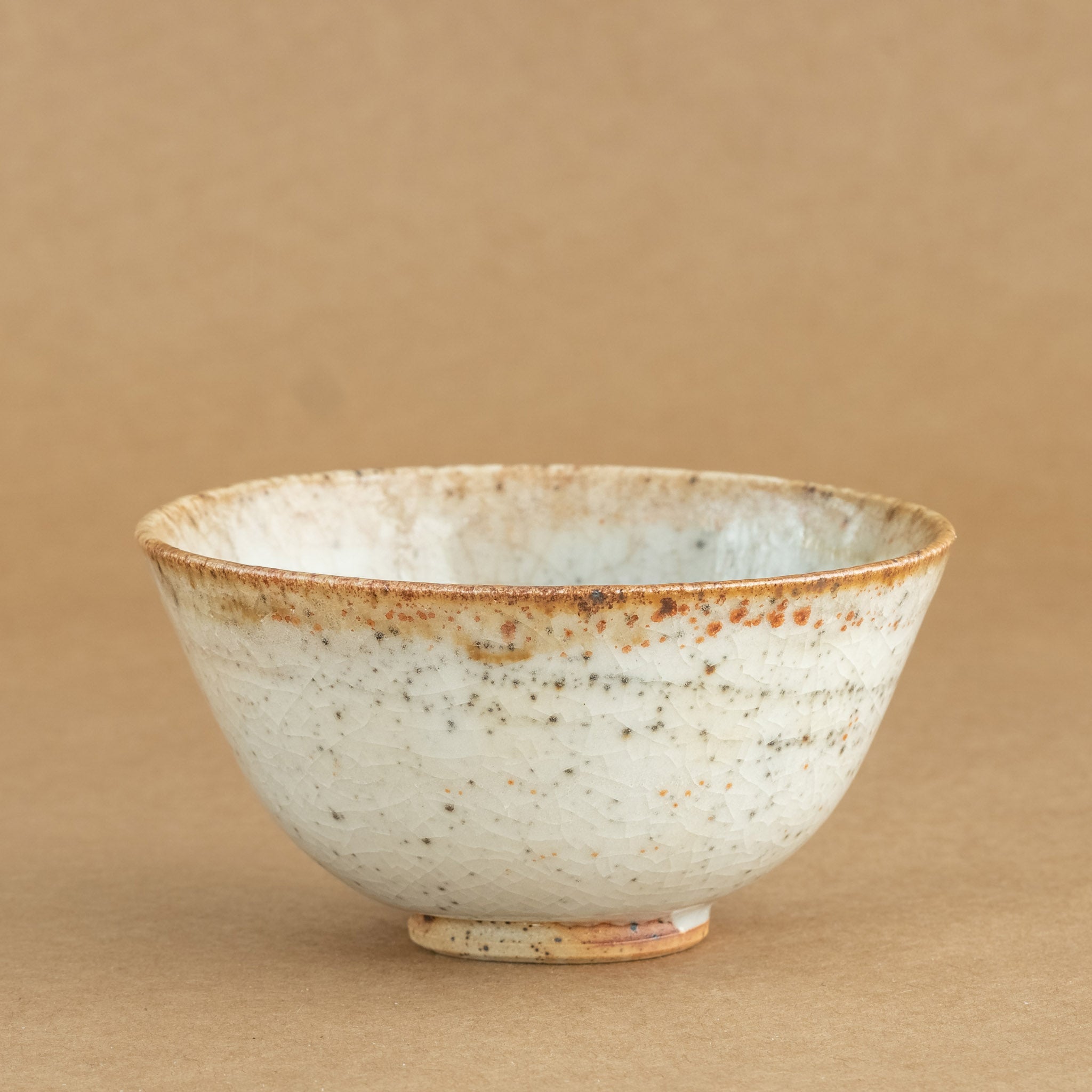 LUMINOUSWHITE YUNOMI