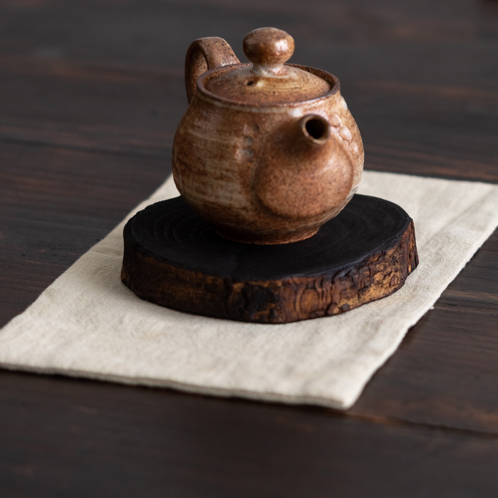 JACARANDA TEAPOT STAND