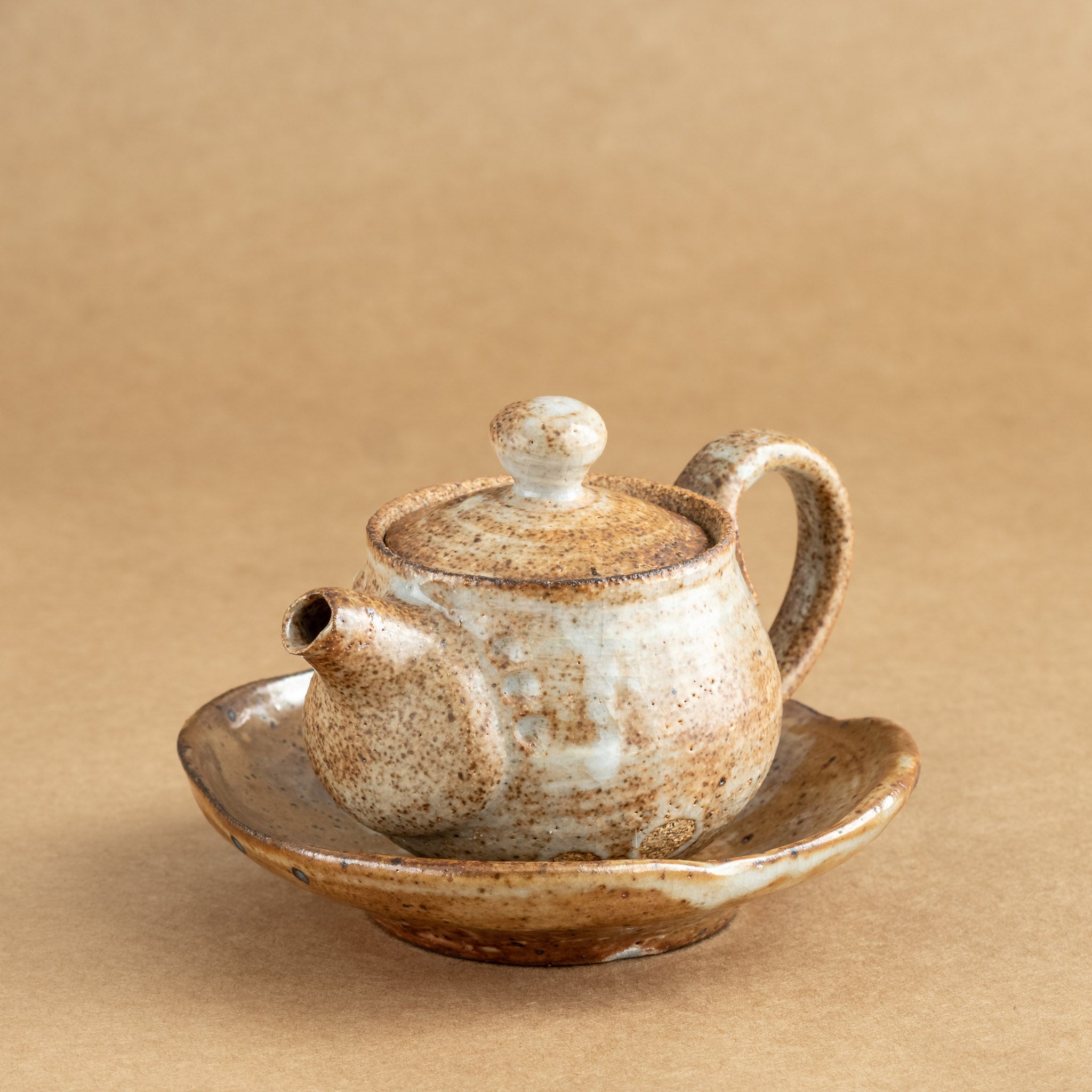ETHEREALGLOW TEATABLE