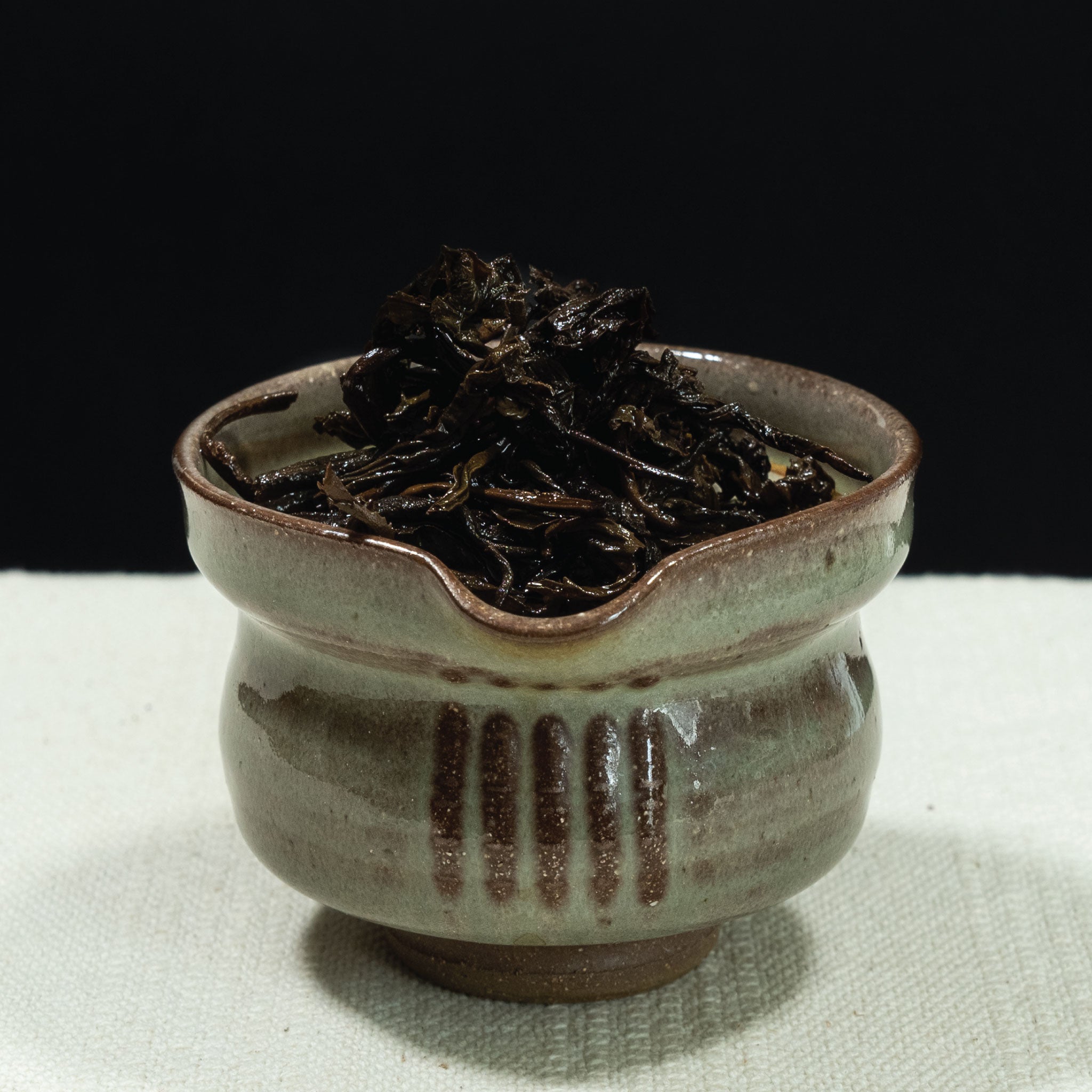 Hojas húmedas de té dark Hei Cha Hunan