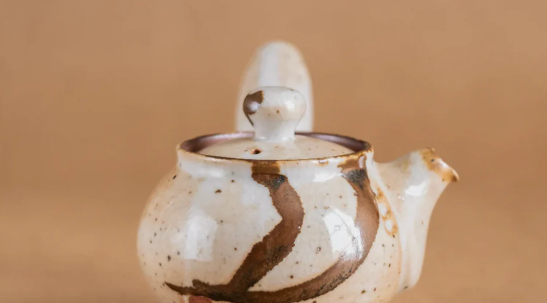 La atención en la mesa de té