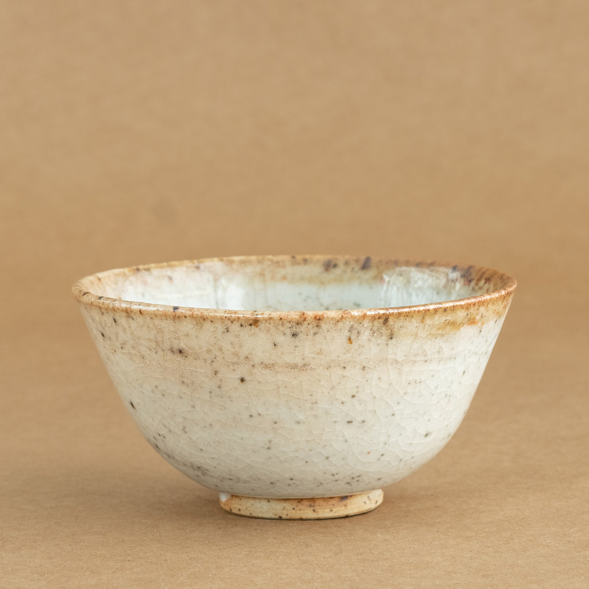 LUMINOUSWHITE YUNOMI