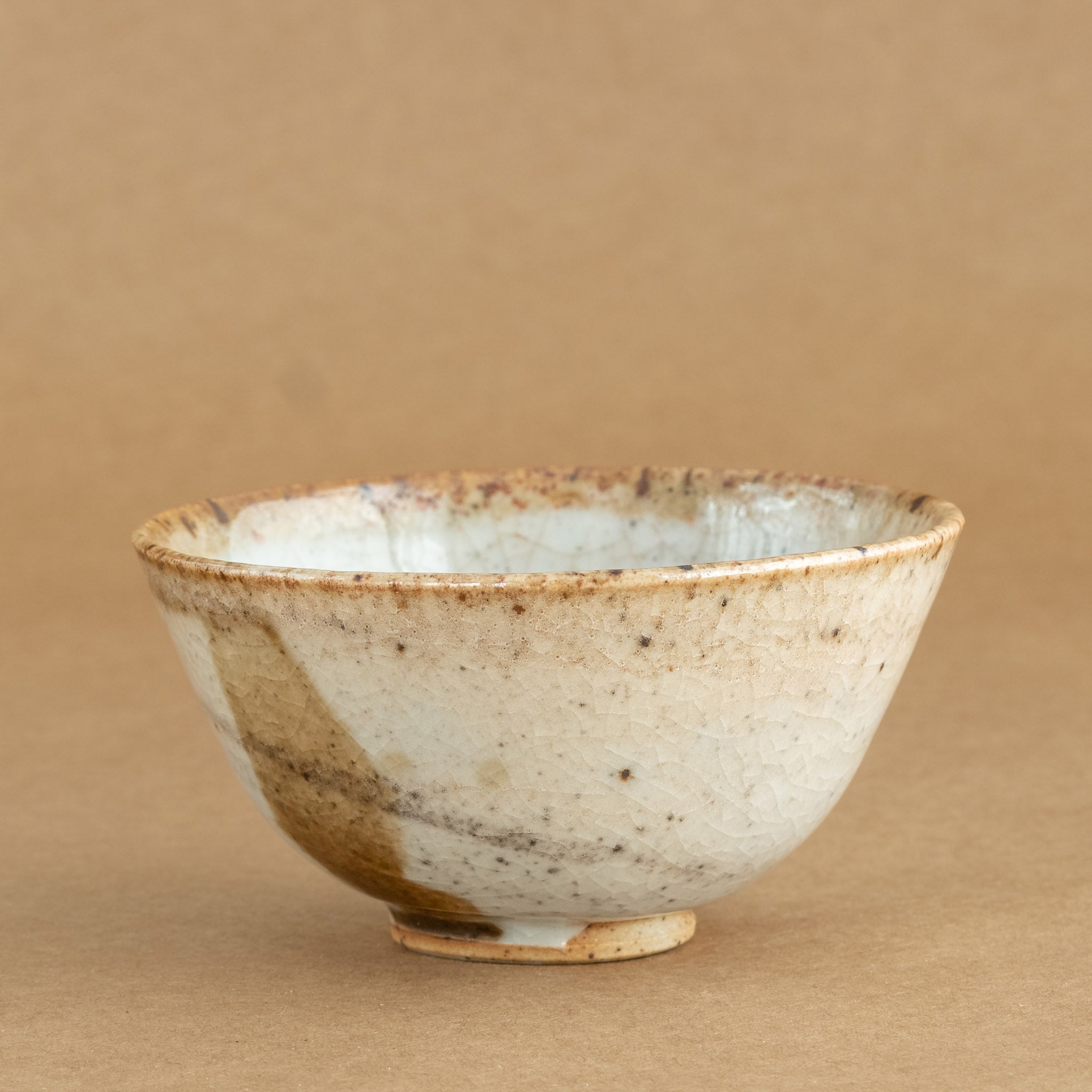 LUMINOUSWHITE YUNOMI