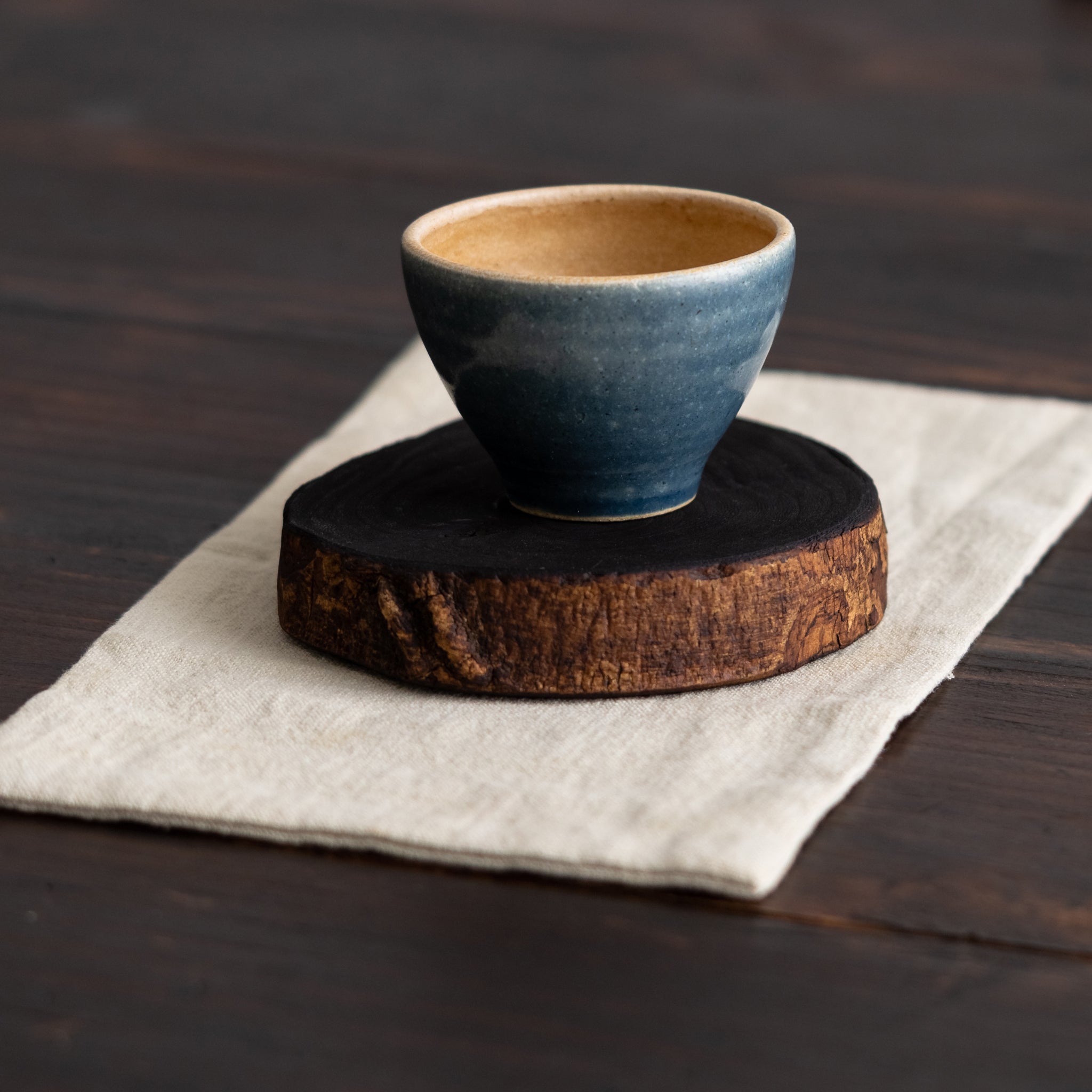 JACARANDA TEAPOT STAND
