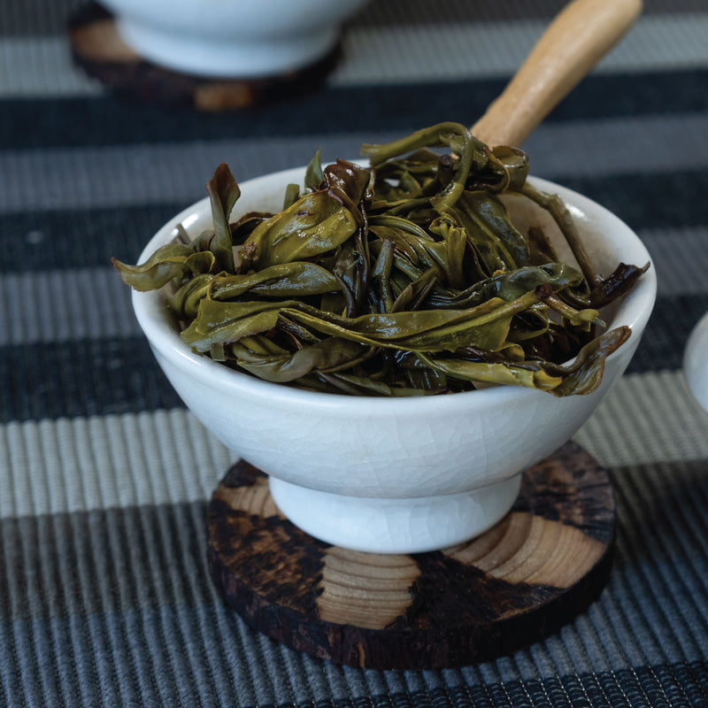 Hojas húmedas de té Duck Shit Oolong