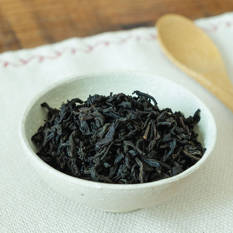 Hojas de té negro Lapsang Souchong